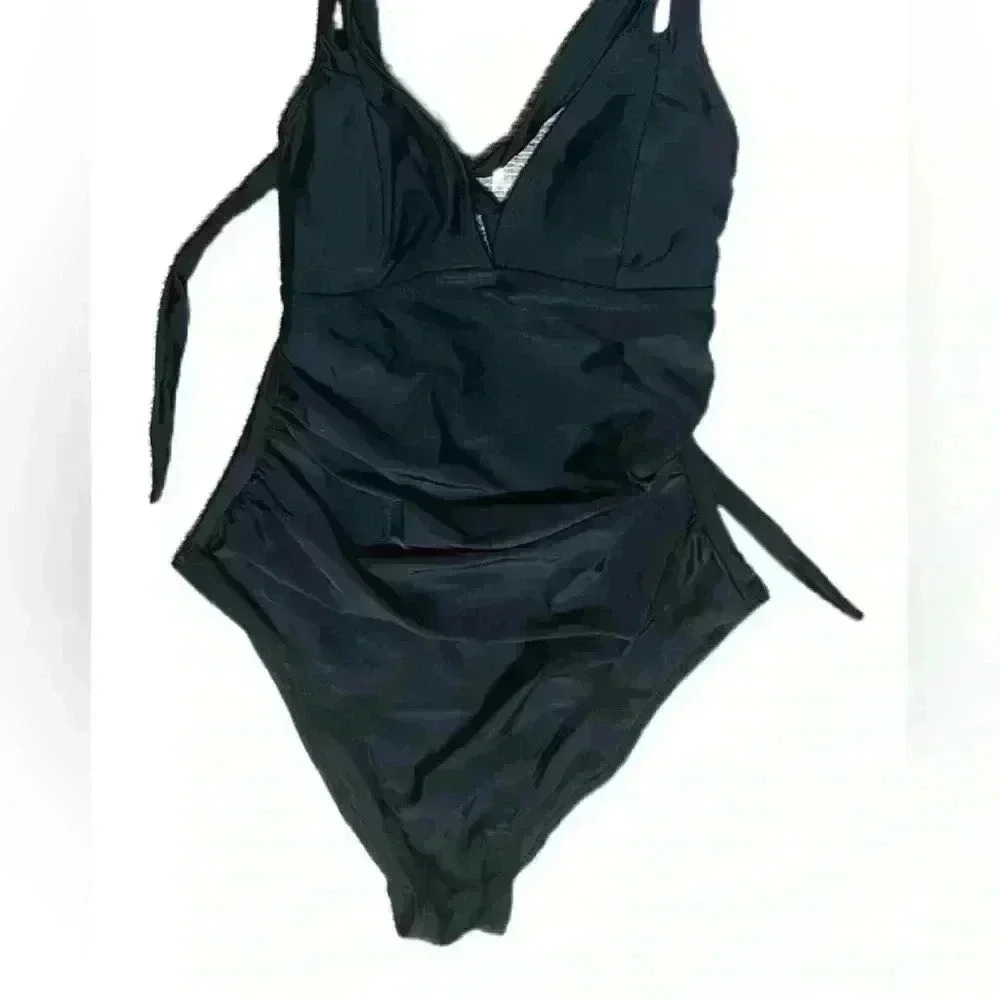 Bundle 2 Swimsuits Women’s Size M One-Piece Black Ruched & Green Ribbed …